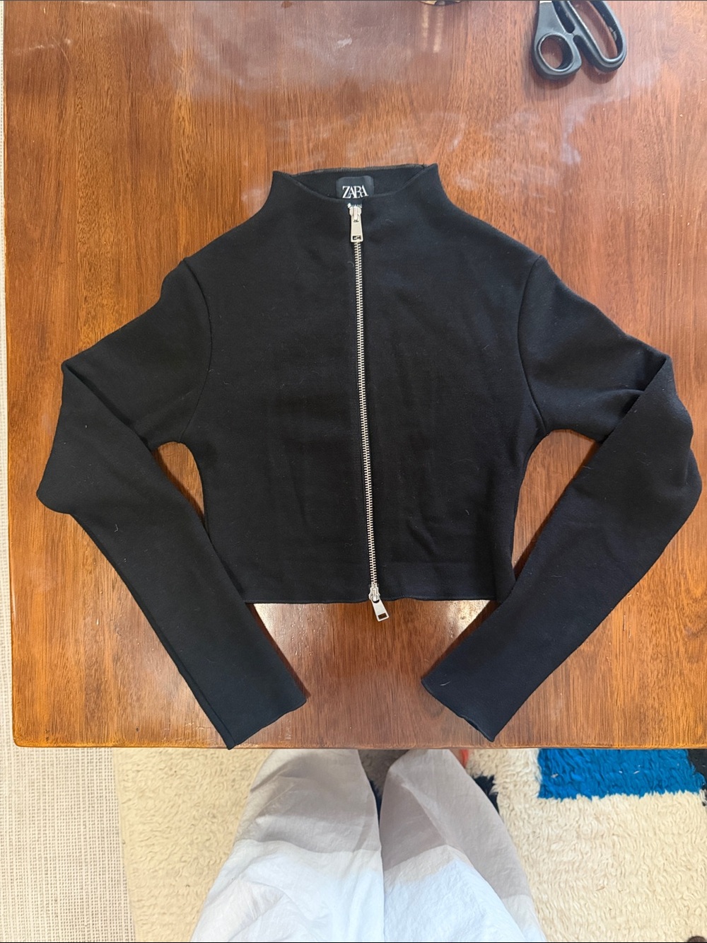 Zara Black Cropped Zip-Up Long Sleeve Top